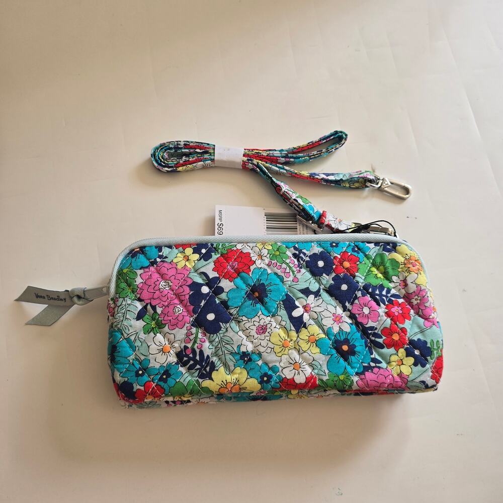NWT Vera Bradley Far Out RFID Crossbody Wallet Wristlet - Picture 3 of 7